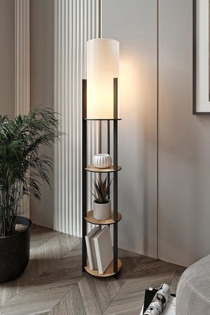 RADİANTE Lambader – Doğal Ahşap Görünümlü Gövde, Kompakt Kare Taban (23x23 cm), 135 cm Yükseklik, E27 Duy Tipi Uyumlu, LED Ampul ile Kullanılabilir, Kolay Kurulumlu, Göz Yormayan Işık (Mese)