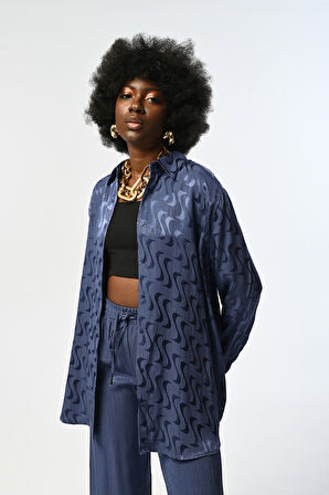 Kadın İndigo Renk Desenli Oversize Tesettür Gömlek