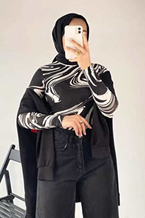 Yarım Balıkçı Yaka Desenli Body Siyah