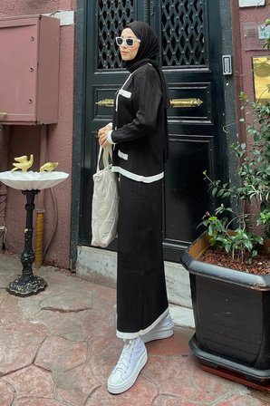 Cep Detaylı Düğme Detaylı Triko Takım Siyah