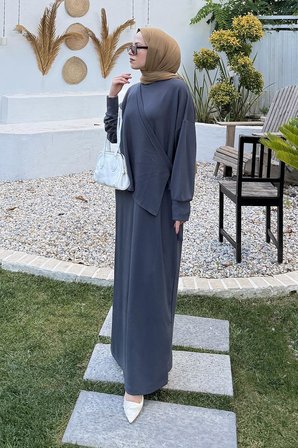Büzgülü Tesettür Elbise Füme