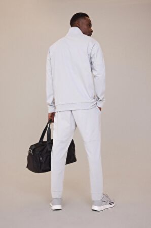 DeFactoFit Standart Fit Sporcu Jogger Eşofman Altı Standart Paça Skuba Dalgıç Kumaş D7308AX25SPGR91