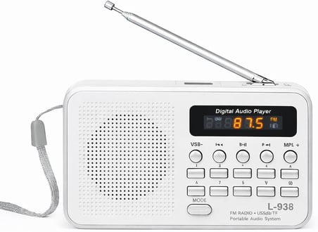 L-938 Şarjlı Taşınabilir FM Radyo | Dijital Ekranlı | USB/TF/SD/AUX Destekli | BL-5C Bataryalı Cep Radyosu (Beyaz)