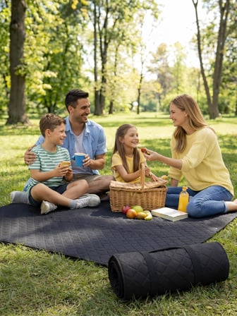 Beylini Piknik Örtüsü Baklava Desen Kamp Matı Isıya Suya Dayanıklı Taşınabilir Saklanabilir Plaj Çim Sofra 4 Ölçü (Siyah, 150x200 cm)