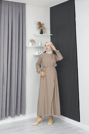 Tatula Vizon Broş Detaylı Kuşaklı Tencel Uzun Elbise