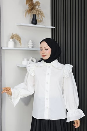 Tatula Fisto ve Volan Detaylı Gömlek Beyaz Pamuklu Normal Kalıp