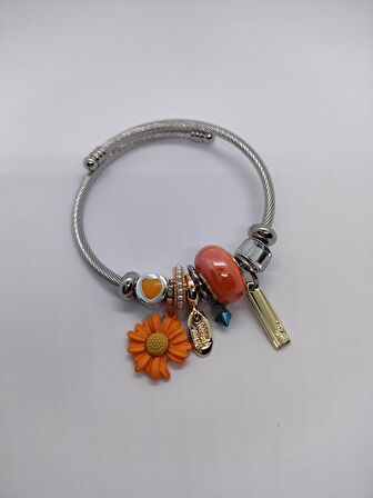 Gümüş Renk Çiçek Detaylı Pandora Charm Bileklik