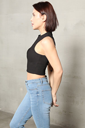 Kolsuz Damla Pencere Omuz Detay Crop Top Siyah Bluz - 1652