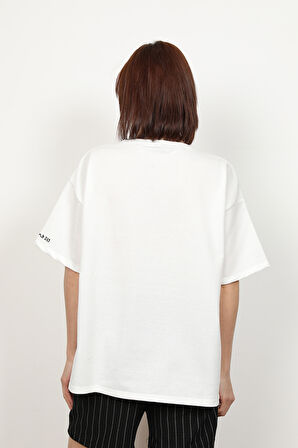 Kadın Kol ve Yaka Nakışlı 2İp T-Shirt