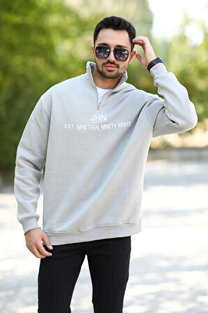 Erkek Açık Gri Dik Yaka Nakışlı Yarım Fermuarlı Oversize 3 İplik Ribanalı Sweatshirt - 10014