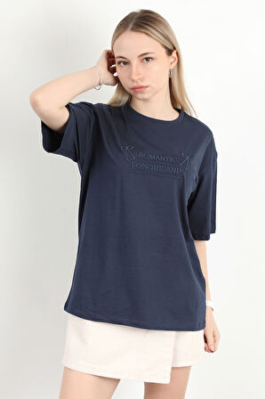 Kadın Bisiklet Yaka Romantic Nakışlı T-Shirt Lacivert - 925017