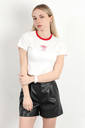 Kadın Bisiklet Yaka Fiyonk Nakışlı T-Shirt Beyaz - 925052