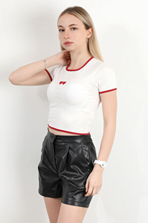 Kadın U Yaka Kalp Nakışlı T-Shirt Beyaz - 925055