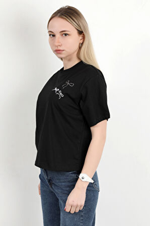 Kadın Bisiklet Yaka Omzu Fiyonk Nakışlı Pamuklu T-Shirt Siyah - 925022