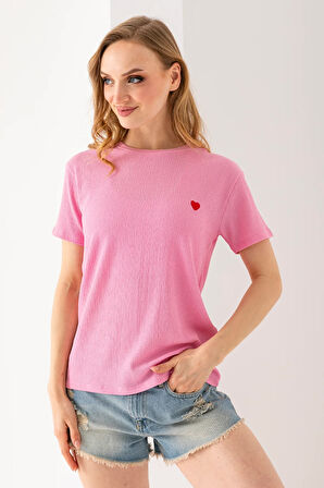 Kadın Bisiklet Yaka Kalp Nakışlı Bürümcük T-Shirt Pembe - 254427