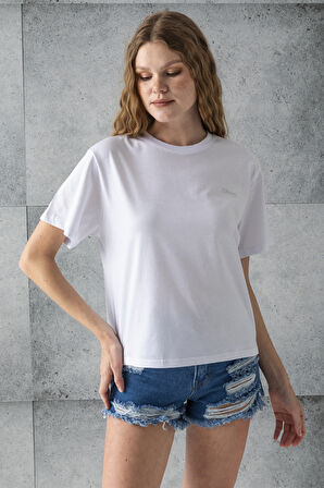 Kadın Bisiklet Yaka Taş Baskılı Pamuklu T-Shirt Beyaz - 925023