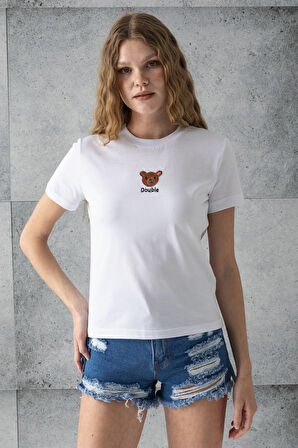 Kadın Bisiklet Yaka Ayıcık Nakışlı %100 Pamuklu T-Shirt Beyaz - 25786