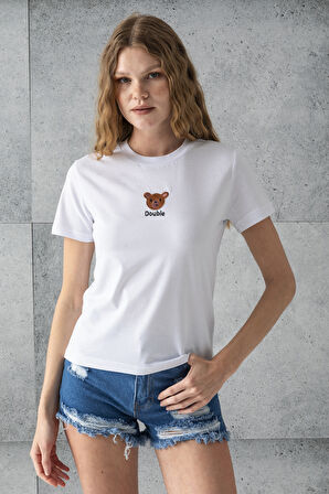 Kadın Bisiklet Yaka Ayıcık Nakışlı %100 Pamuklu T-Shirt Beyaz - 25786