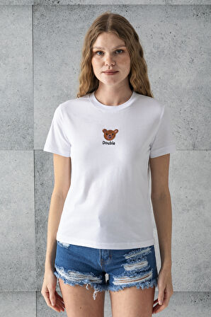 Kadın Bisiklet Yaka Ayıcık Nakışlı %100 Pamuklu T-Shirt Beyaz - 25786