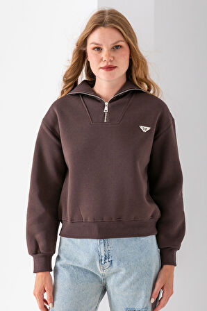 Kadın Dik Yaka Yarım Fermuarlı Kelebek Aksesuarlı 3İp Şardonlu Sweatshirt Kahverengi - 2663