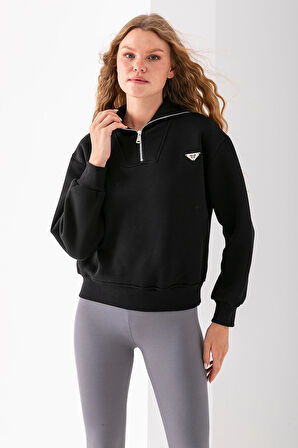 Kadın Dik Yaka Yarım Fermuarlı Kelebek Aksesuarlı 3İp Şardonlu Sweatshirt Siyah - 2663