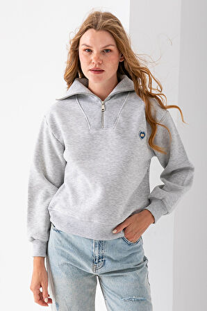 Kadın Yarım Fermuarlı Taşlı Kalp Nakışlı 3İp Sweatshirt Gri - 2665