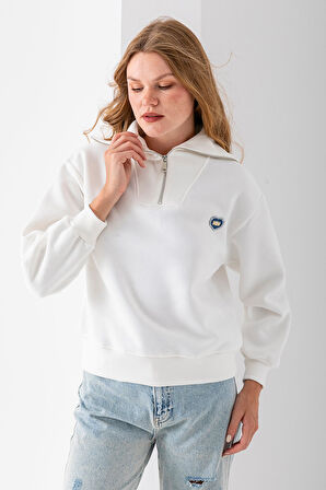 Kadın Yarım Fermuarlı Taşlı Kalp Nakışlı 3İp Sweatshirt Beyaz - 2665