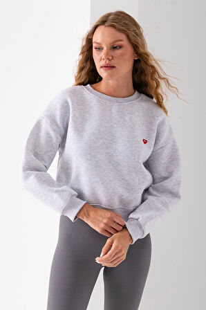 Kadın Bisiklet Yaka Kalp Nakışlı 3İp Crop Sweatshirt Gri - 2669