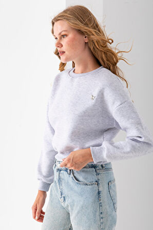 Kadın Bisiklet Yaka Kelebek Aksesuarlı 3İp Crop Sweatshirt Gri - 2670
