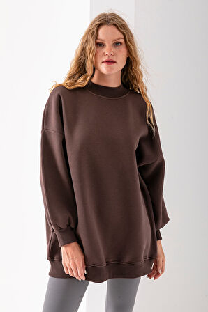 Kadın Kahverengi Üç İplik Pamuklu Ribanalı Bisiklet Yaka Oversize Sweatshirt - 2523