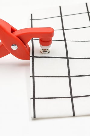 Busstier Pratik Çıt Çıt Düğme Takma Makinesi Seti, Çıtçıt Düğme Çakma Aparatı ve Yedek Çıt Çıt Seti