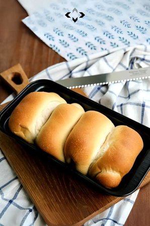 Metal Baton Kek ve Ekmek Kalıbı, Teflon Kaplı Tost Ekmeği Kalıbı, Yapışmaz Yüzey, Dayanıklı ve Çok Yönlü Pişirme Aksesuarı (27 Cm)