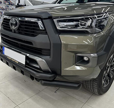 Toyota Hilux Siyah Ön Koruma Demiri 2023+