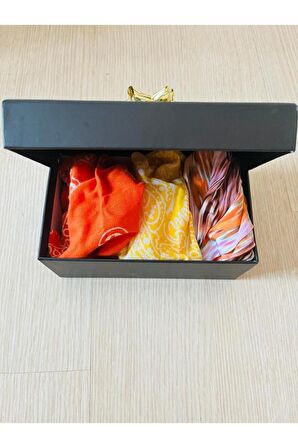 - Hediye Kutusu ile 3'lü Paraşüt Bandana Seti