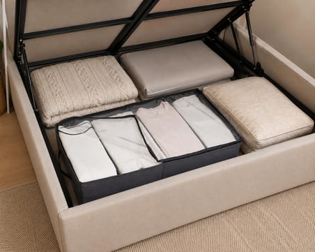 Orret Home Baza Altı 4 Bölmeli Ayarlanabilir Sandık Hurç Organizer, 73x40x16 cm Şeffaf Kapaklı Gri Kıyafet Saklama Kutusu, Yatak Altı Dolap İçi Düzenleyici, Battaniye Nevresim Kazak Hurcu