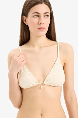 DeFacto Regular Fit Nakışlı Brode Üçgen Bikini Üstü-Fall in Love B6894AX25SMER103