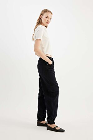 DeFacto Coool Jogger Gabardin Pantolon Normal Bel Basic Düz Kargo Cepli B0454AX24AUBK27