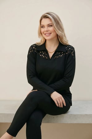 Lazer Kesim Gömlek Yaka Taş Detaylı Bluz