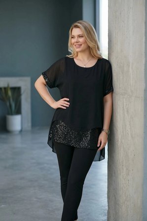 Eteği Pullu Şifon Bluz
