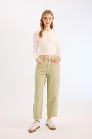 DeFacto Coool Fitted Bisiklet Yaka Ribana Basic Düz Uzun Kollu Beyaz Tişört C8190AX24AUWT32