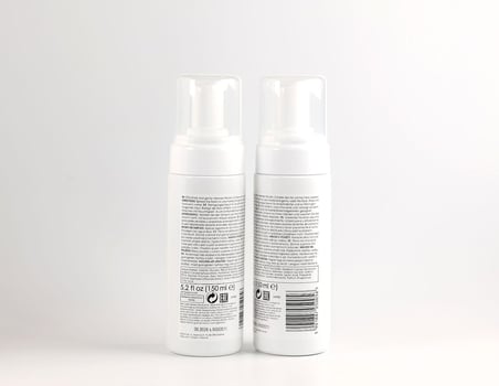 Yüz Temizleme Köpüğü Hassas ve Kızarıklığa Meyilli Cilt 150 ml