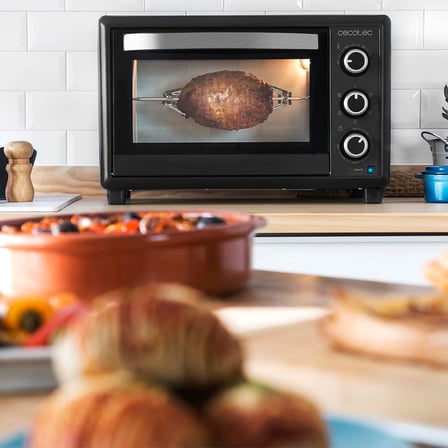 Cecotec Bake&amp;Toast 3090 tezgah üstü fırın, Gyro siyah, 30 l, 1500 W, 5 farklı fonksiyonlu, döner mil dahil, iç aydınlatma, kırıntı toplama haznesi.