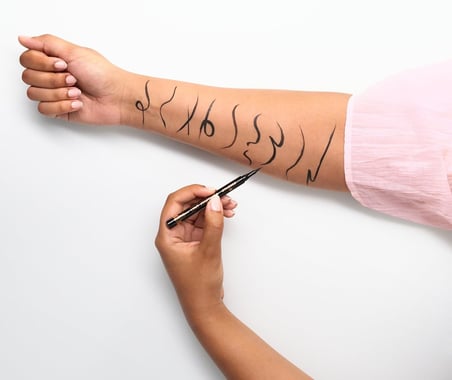 Essence Cosmetics Extra Long-Lasting Kalem Eyeliner 010