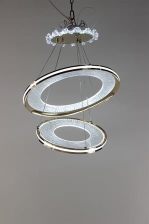 Modern Gümüş Geometrik Çemberli Tasarım 3 Renk Şık Salon Led Sarkıt Avize