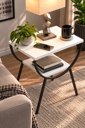 SuloraHome Metal Ayaklı Çift Raflı Beyaz Yan Sehpa ve Komodin