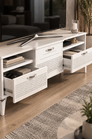 SuloraHome Gümüş Detaylı Beyaz TV Sehpası 160 cm