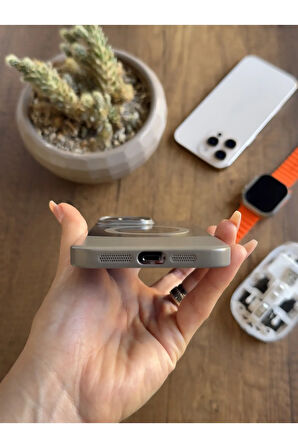 iPhone 14 Pro Max Magsafe Uyumlu Mika Sararmaz Kılıf SooCase720