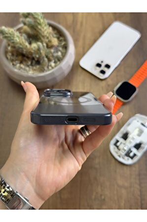 iPhone 15 Pro Max Magsafe Uyumlu Mika Sararmaz Kılıf SooCase720