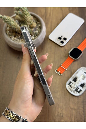 iPhone 16 Pro Max Magsafe Uyumlu Mika Sararmaz Kılıf SooCase720