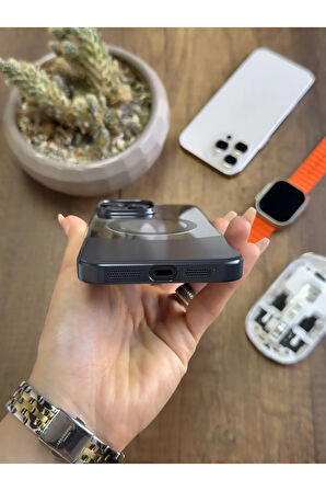 iPhone 16 Pro Max Magsafe Uyumlu Mika Sararmaz Kılıf SooCase720